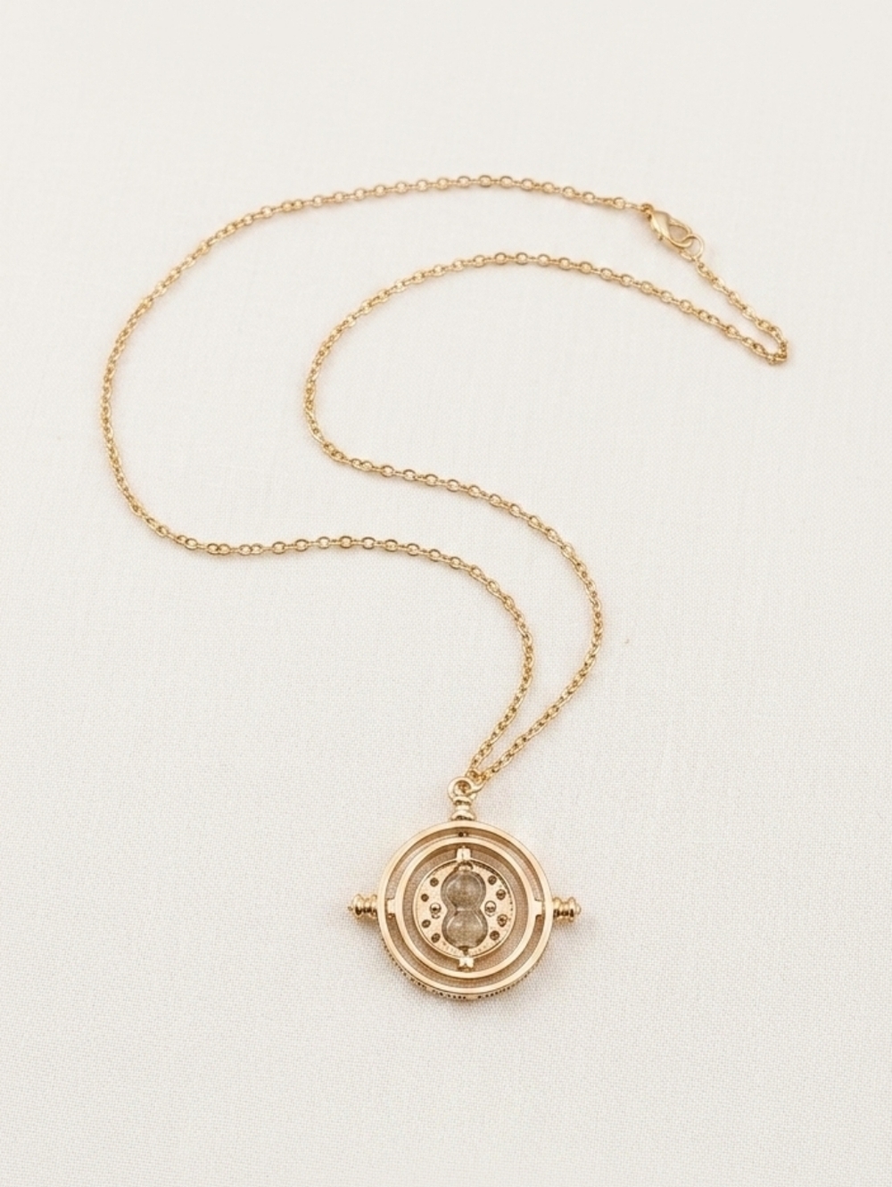 Harry Potter Time Turner Necklace Gold Tone Hermione Granger Spinning Hourglass
